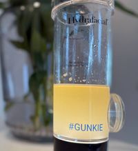 Hydrafacial Wirkstofflösung für die intensive Hautpflege und Feuchtigkeitsversorgung